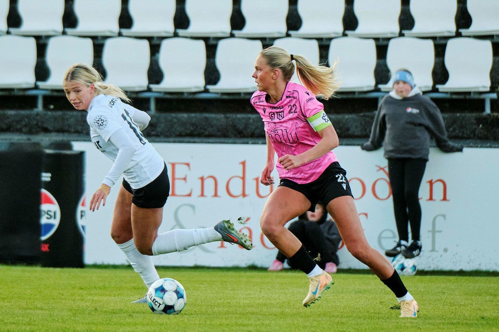 Grindavík/Njarðvík vinnur Fram 2:0