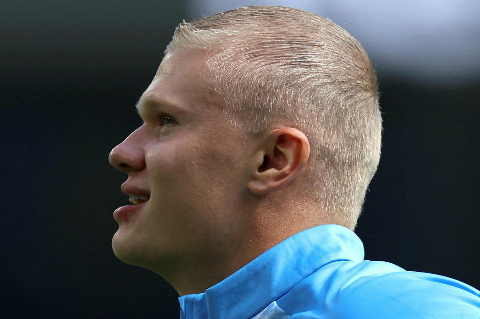 Erling Haaland með nýja klippingu