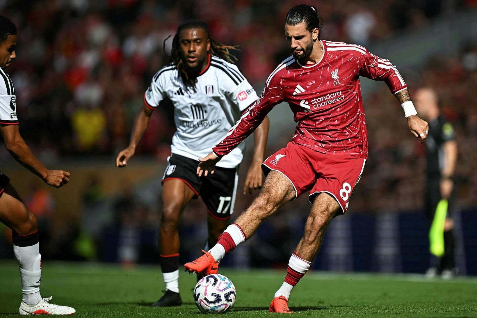 Liverpool og Fulham mætast í fótbolta
