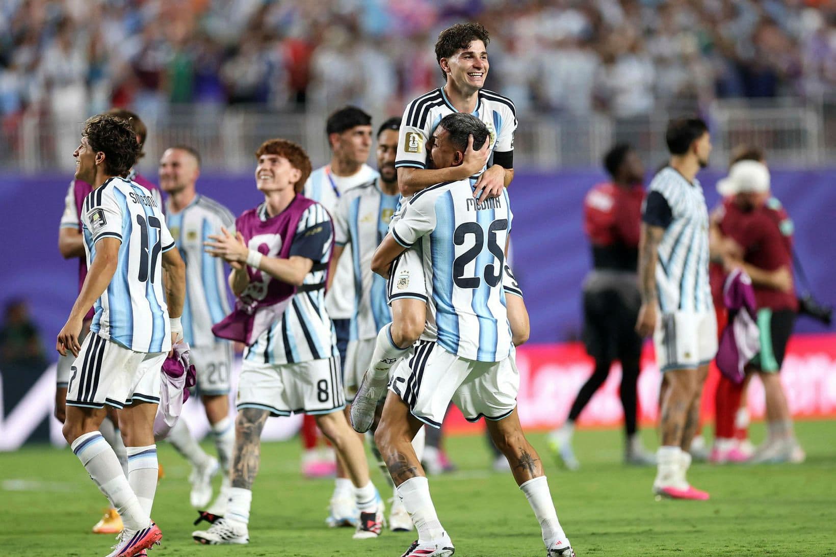 Argentína vann Sviss í spennandi leik