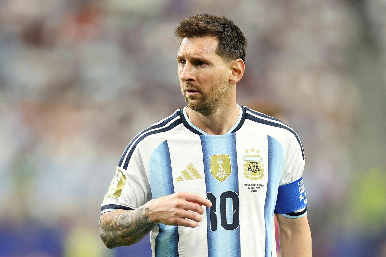 Lionel Messi á afmæli