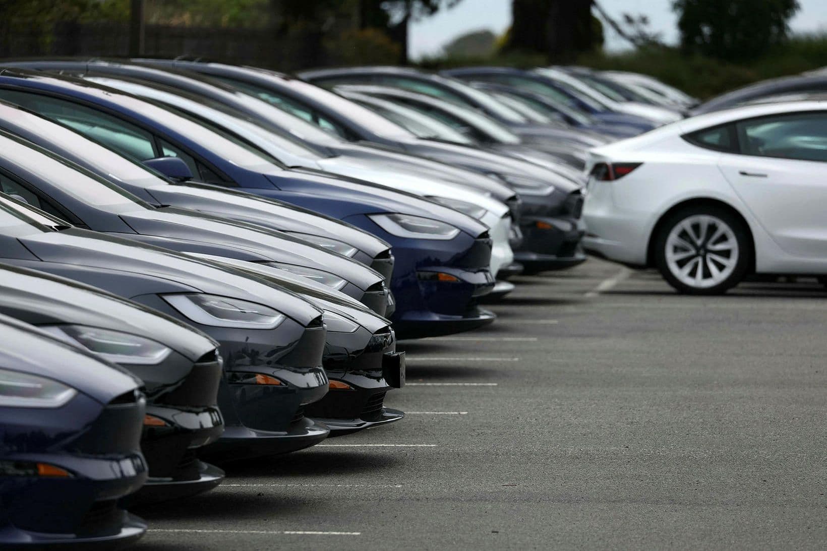 Tesla afhendir 10.000 bíl á Íslandi