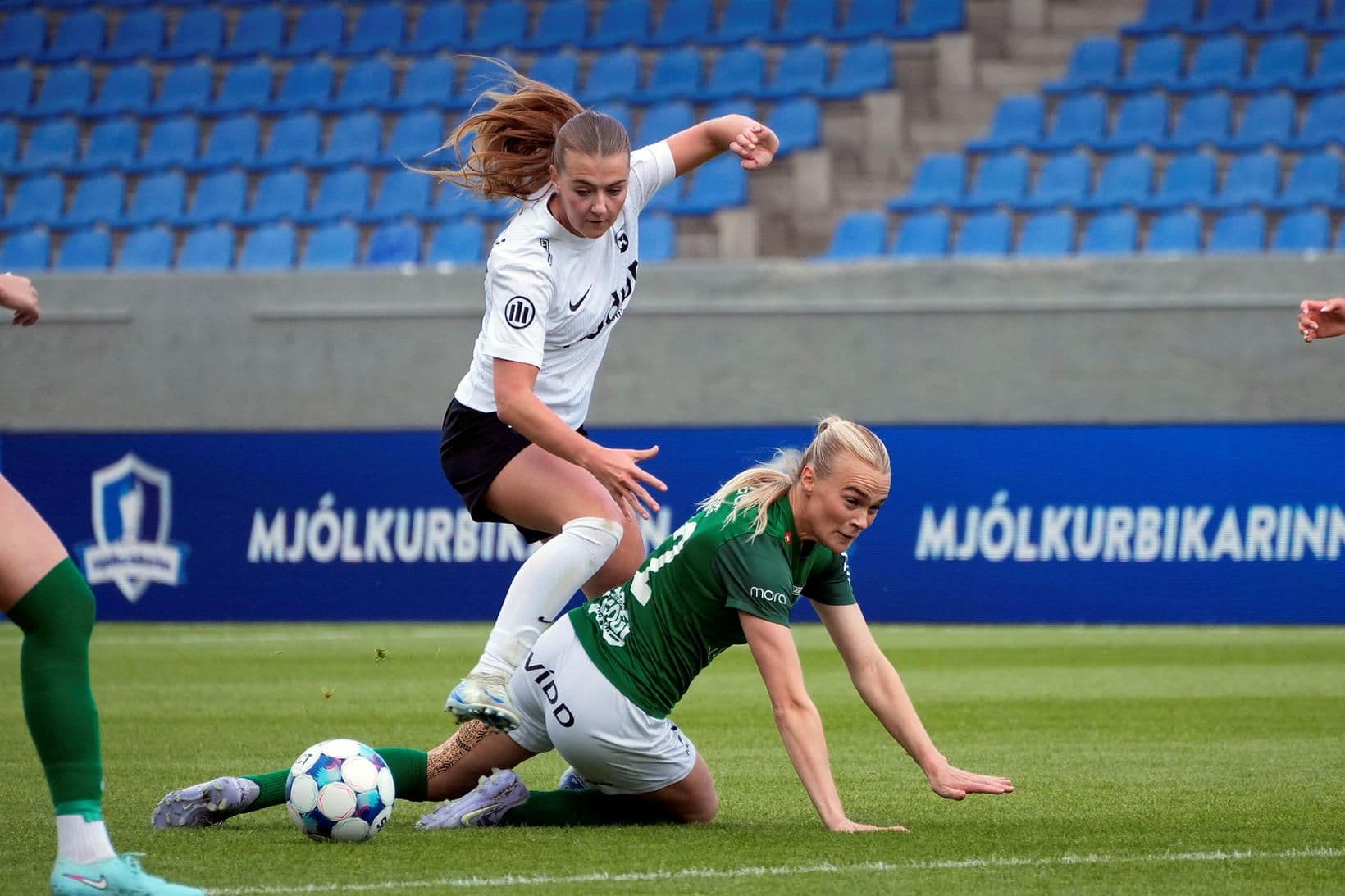 Elísa Lana skorar jöfnunarmark
