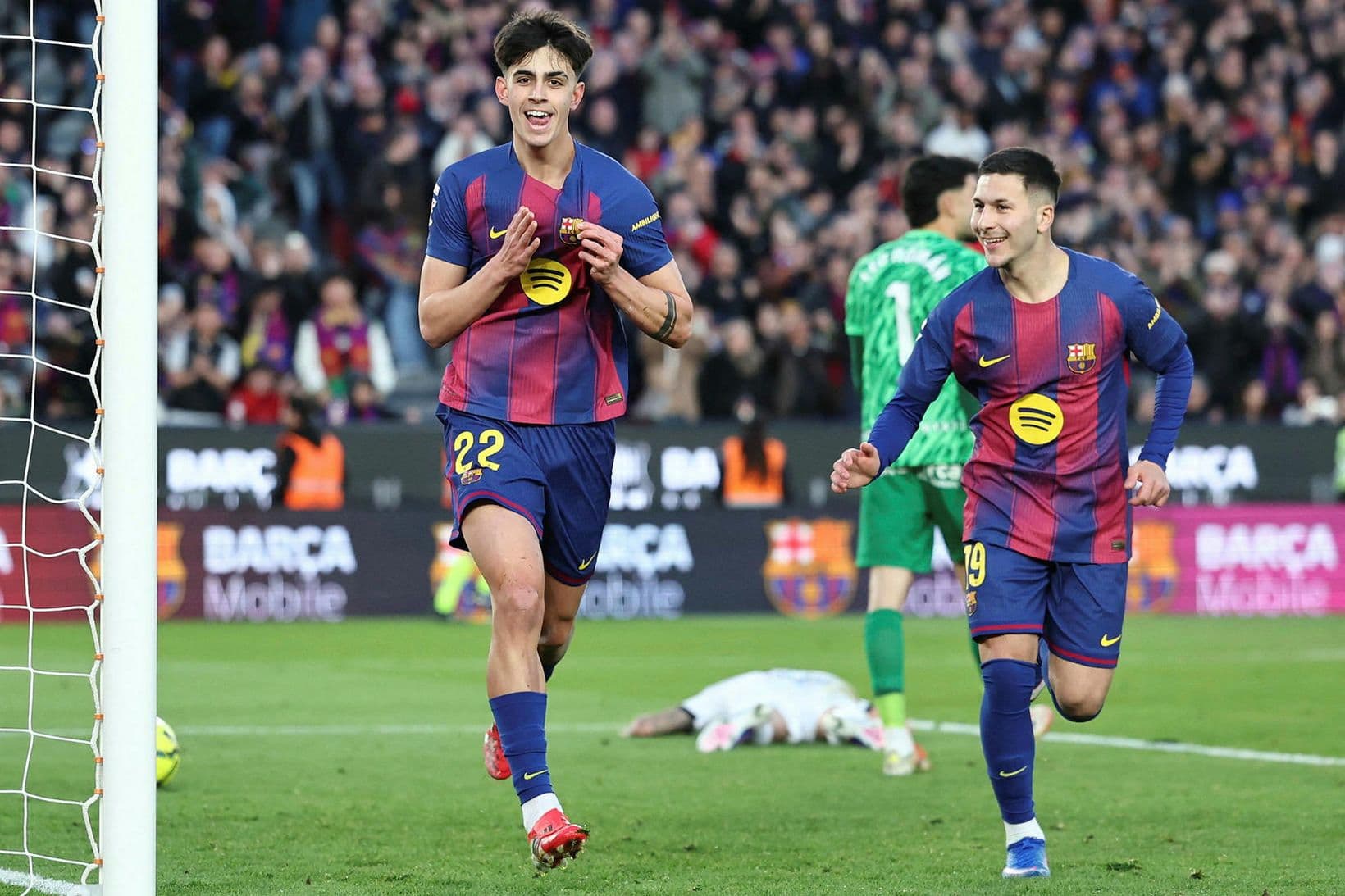 Marc Bernal og Barcelona