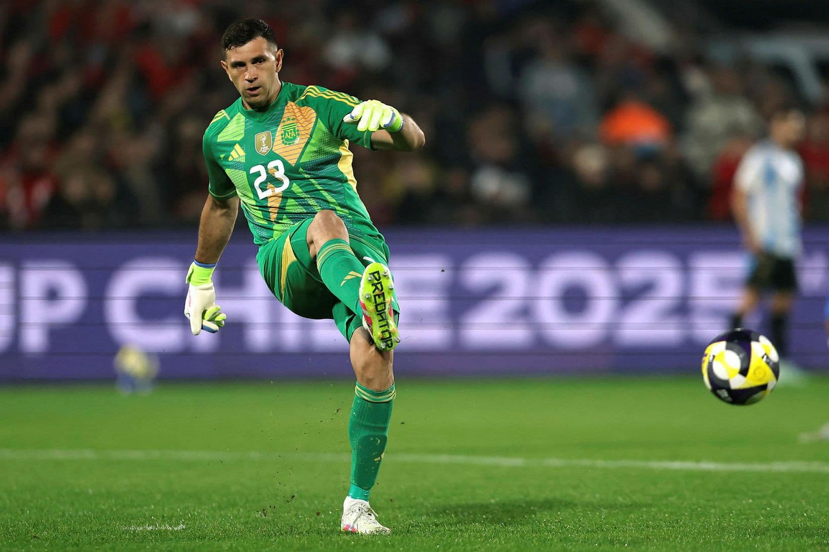 Emiliano Martínez gengur til liðs við Chelsea