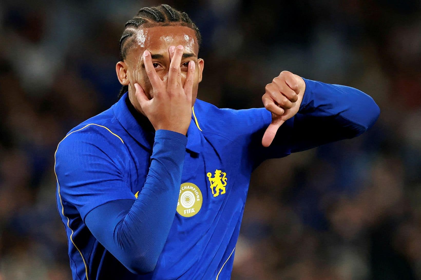 Joao Pedro skrifar undir hjá Chelsea
