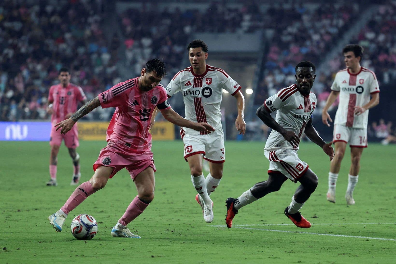 Messi skorar en Inter Miami tapar