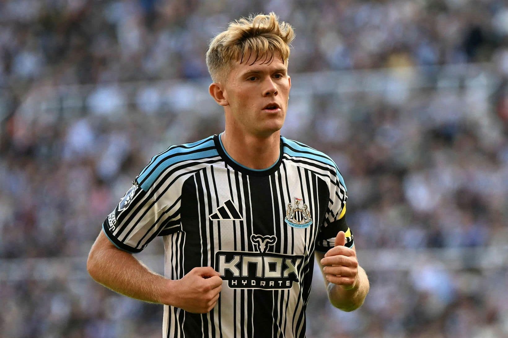 Lewis Hall gæti farið til Manchester United