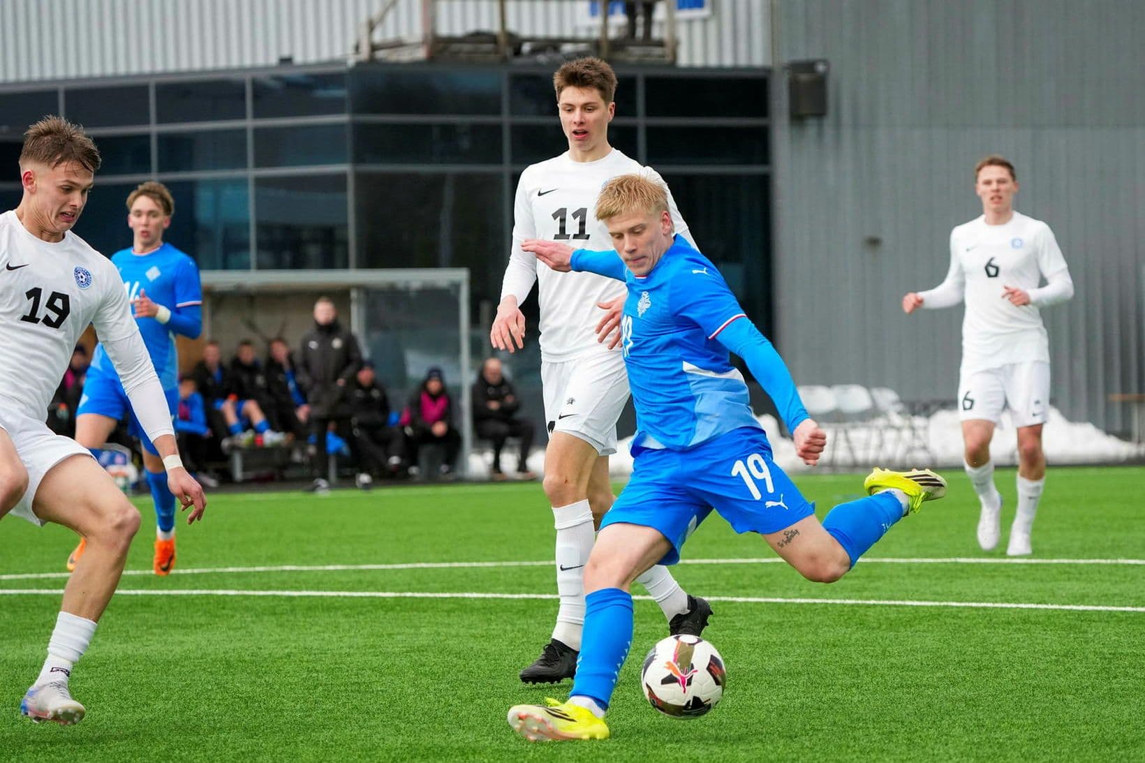 Róbert Frosti þarf að hvíla sig