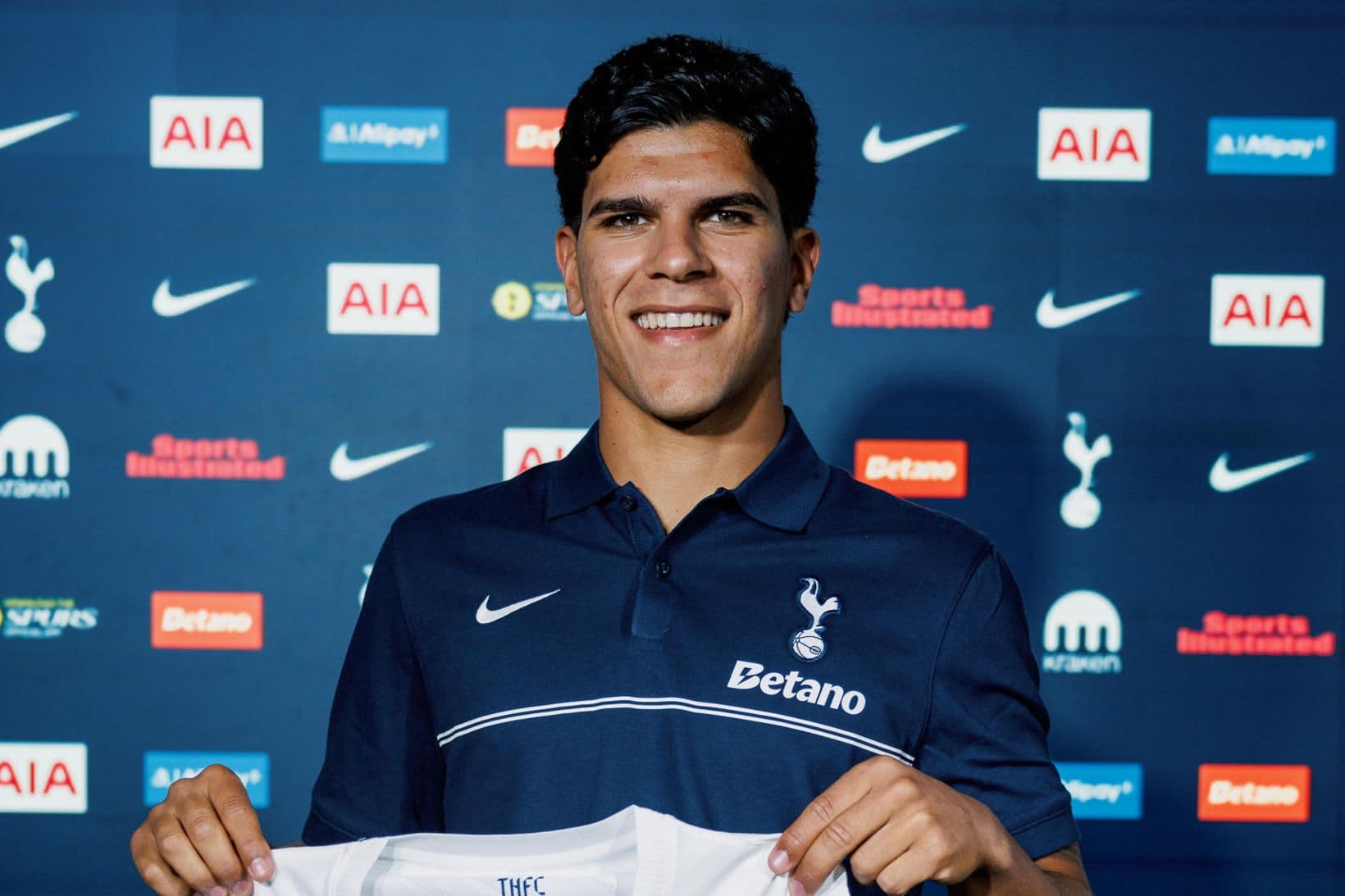 Mateus Fernandes gengur til liðs við Tottenham