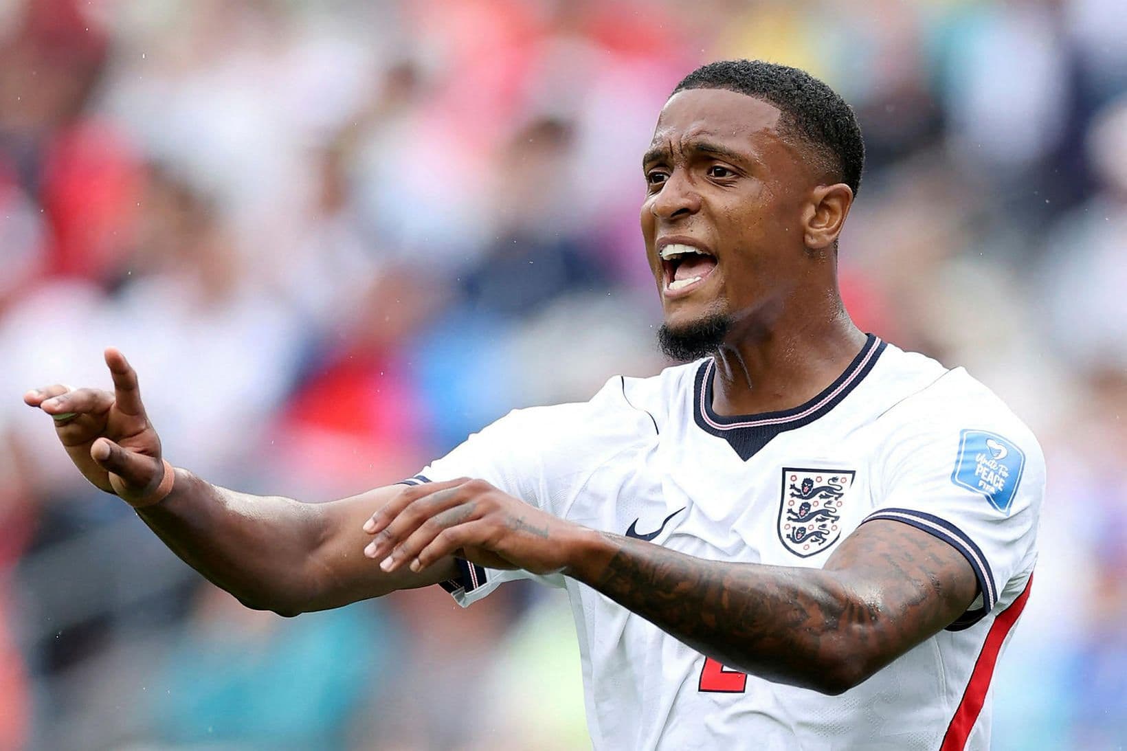 Ezri Konsa gengur til liðs við Arsenal